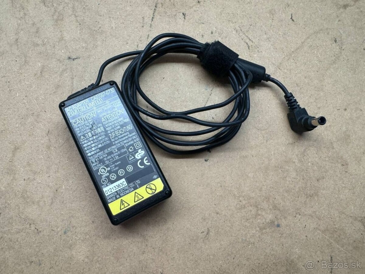 Nabíjačka Fujitsu 40W Original adaptér 16V 2.5A - 2