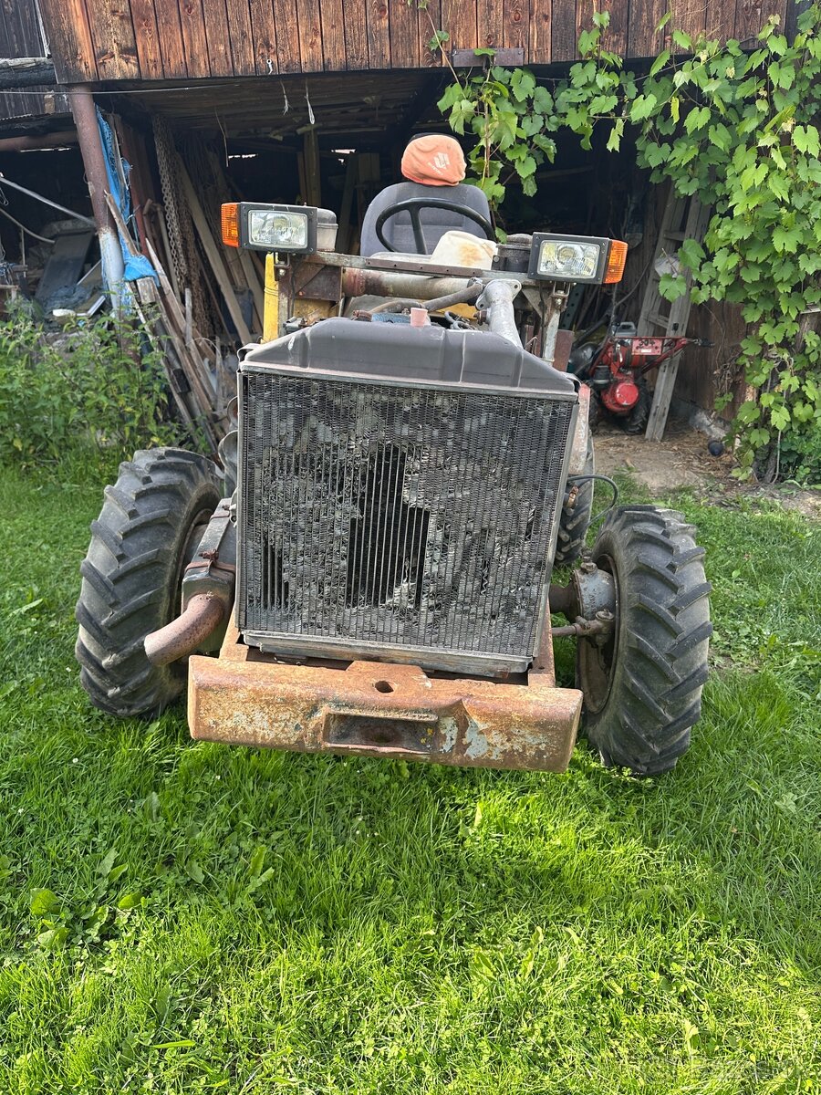 Malotraktor Tatra 805 - 2