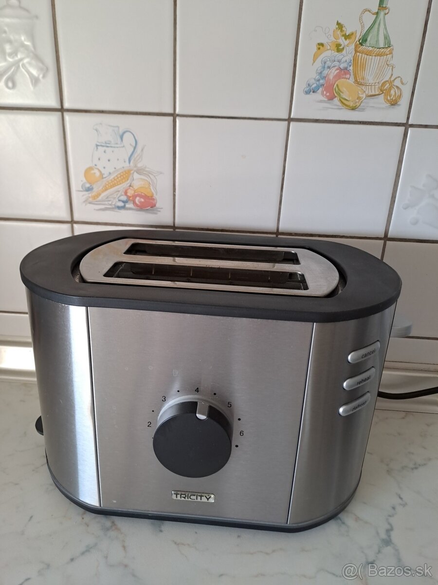 Darujem toaster - 2