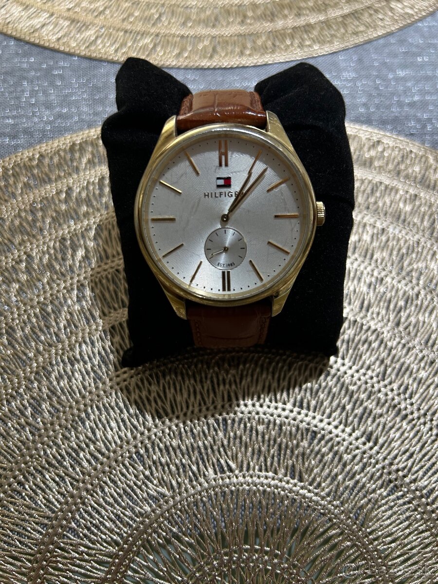 Hodinky Hilfiger - 2