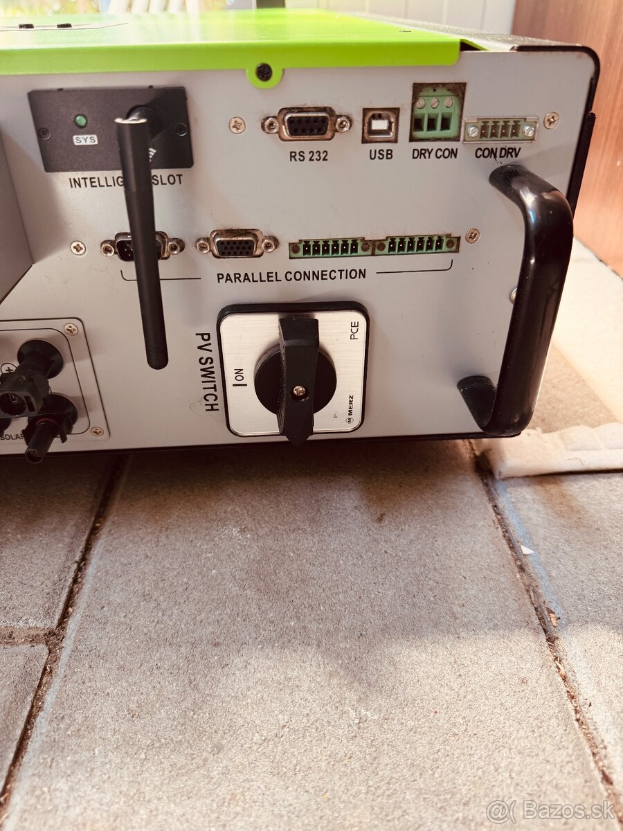 Hybridný menič InfiniSolar 10kw - 2
