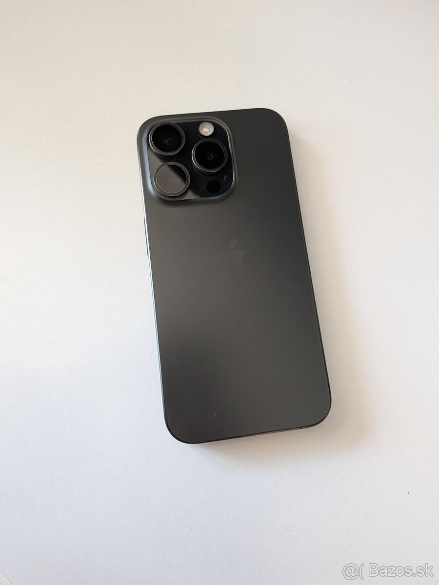 Predám iphone 15pro Black Titanium128gb - 2