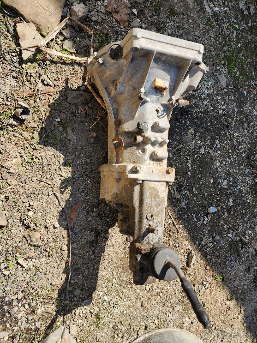 Predám prevodovku na suzuki samurai - 2
