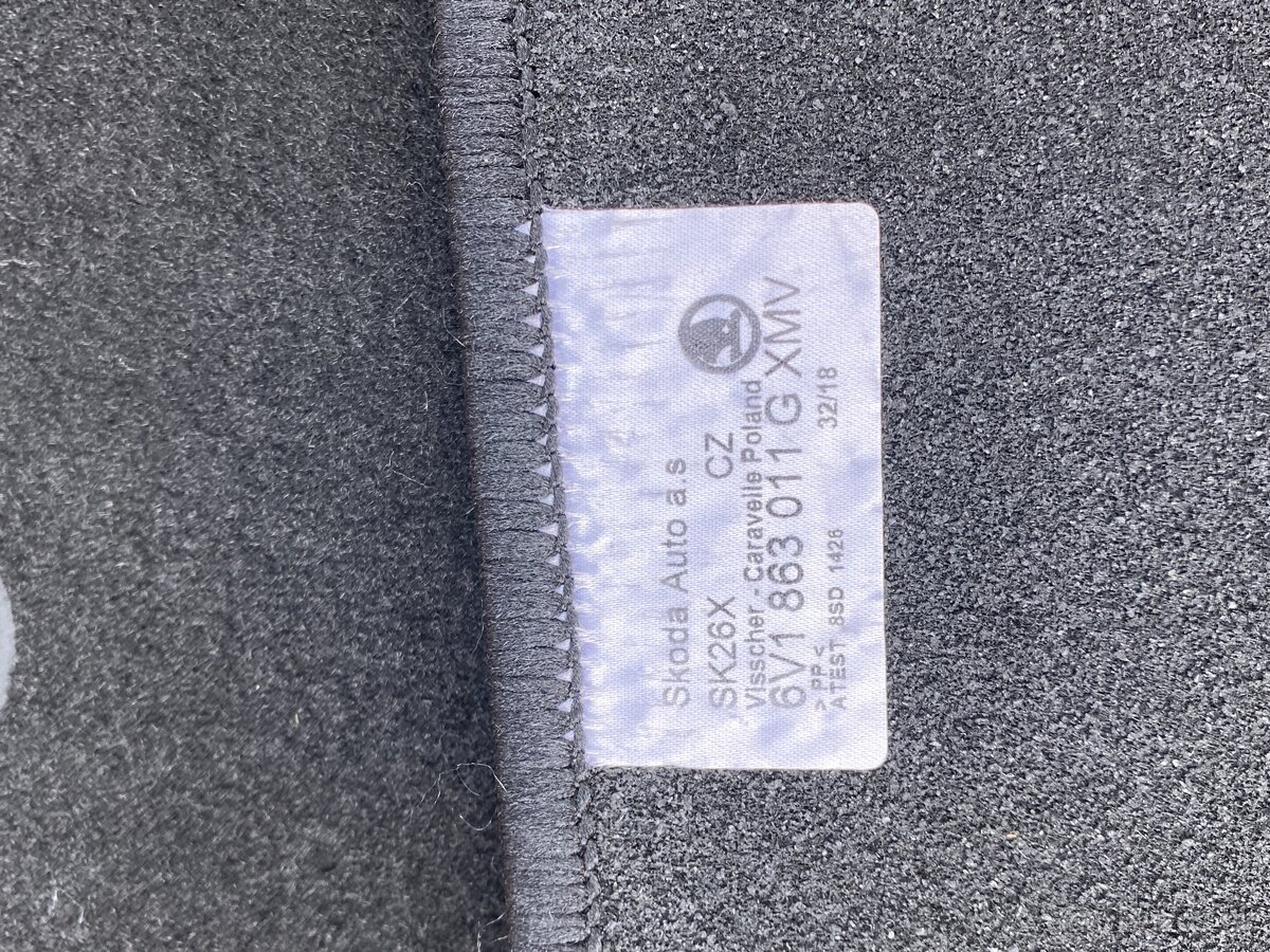 Predám nové orginál velur koberce škoda fabia III - 2