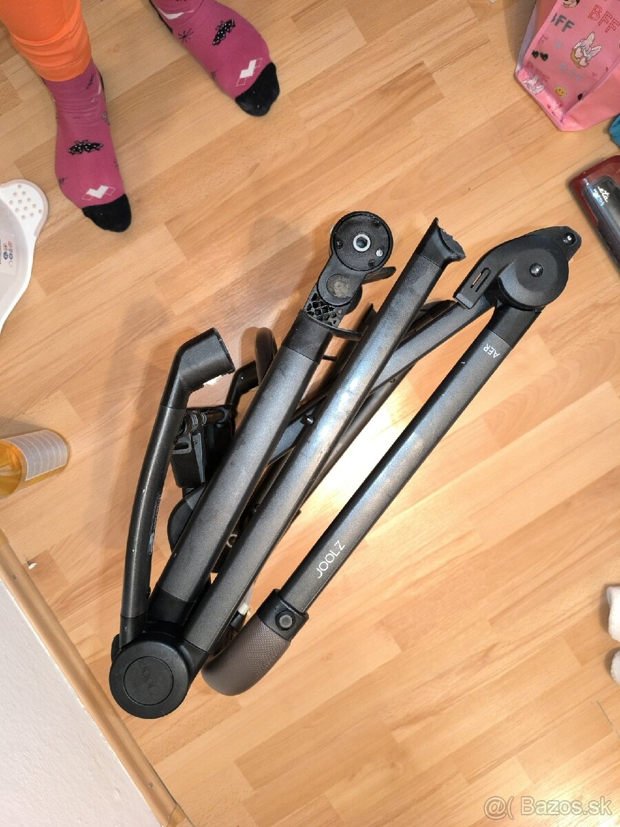 Darujem podvozok joolz aer - 2