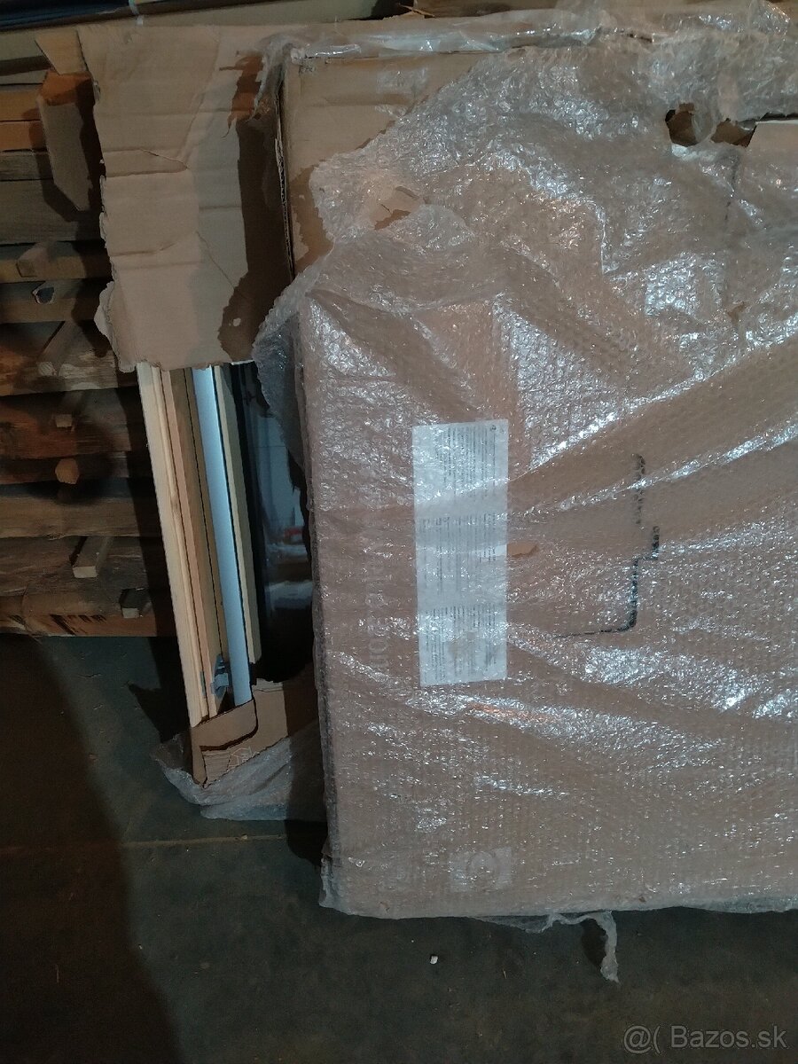 Predám strešné okná Velux 94x140 - 2