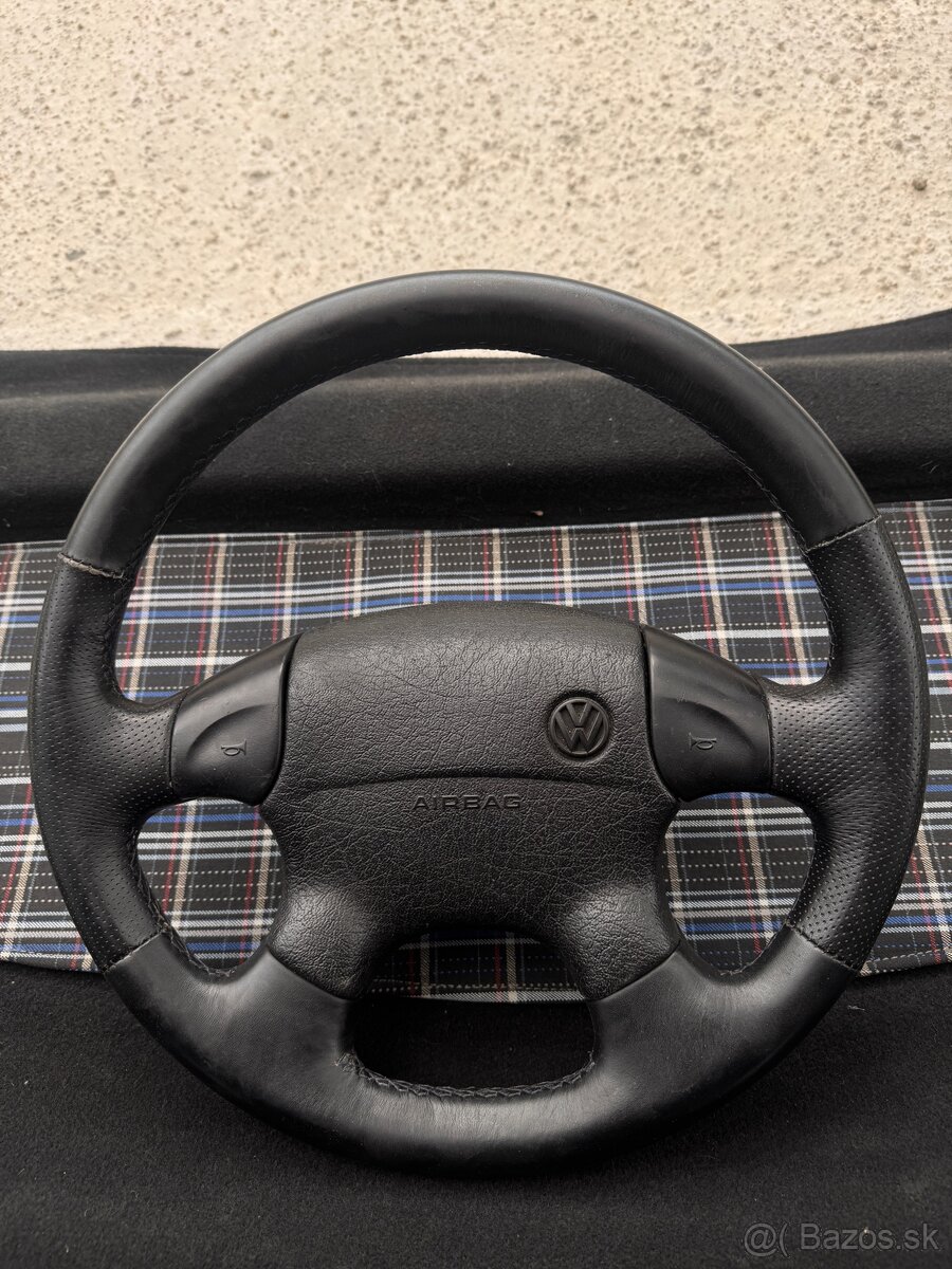 Volant Golf 3 / Vento / Felicia - 2