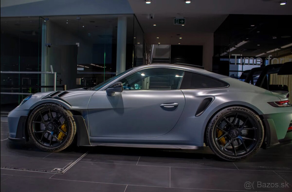 Porsche 911 GT3 RS Weissach Package - 2