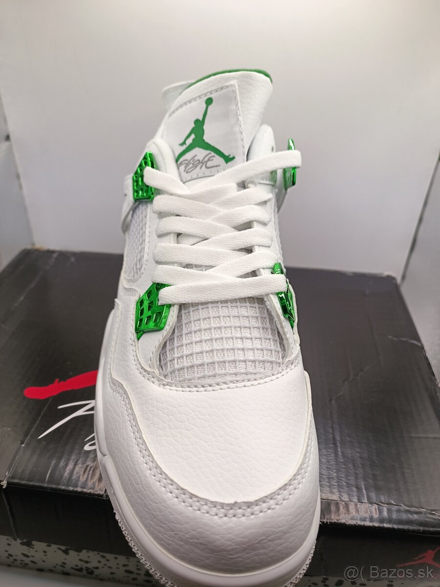 Jordan 4 Green Metallic - 2