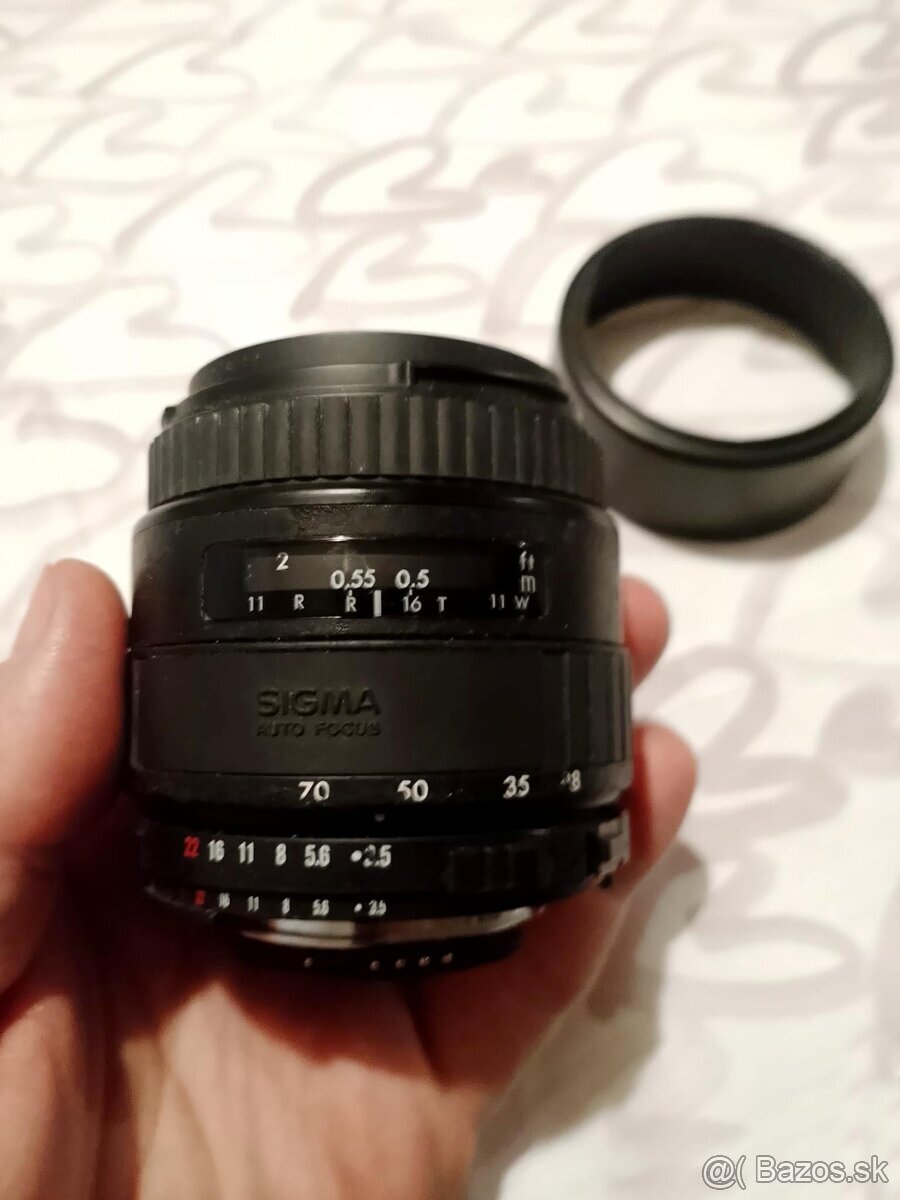 Sigma UC Zoom 28-70 pre Nikon - 2