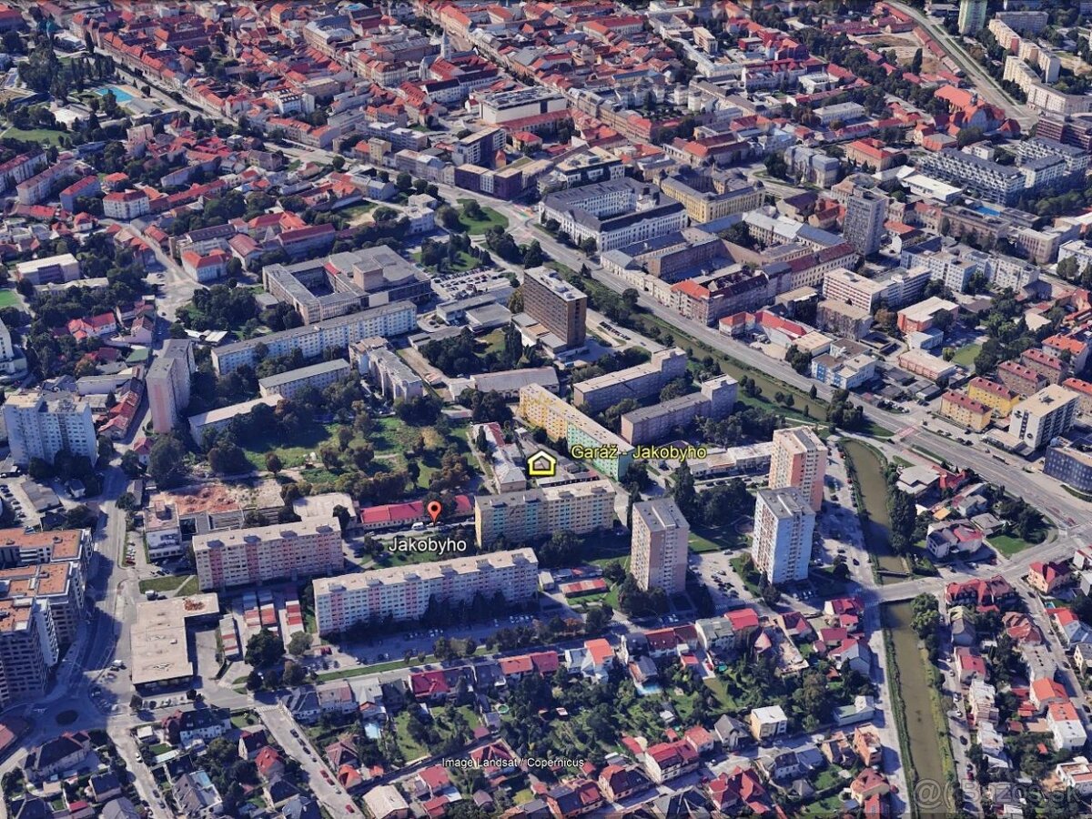 Veľmi pekná garáž s el. / TOP stav /Jakobyho / CENTRUM - 2