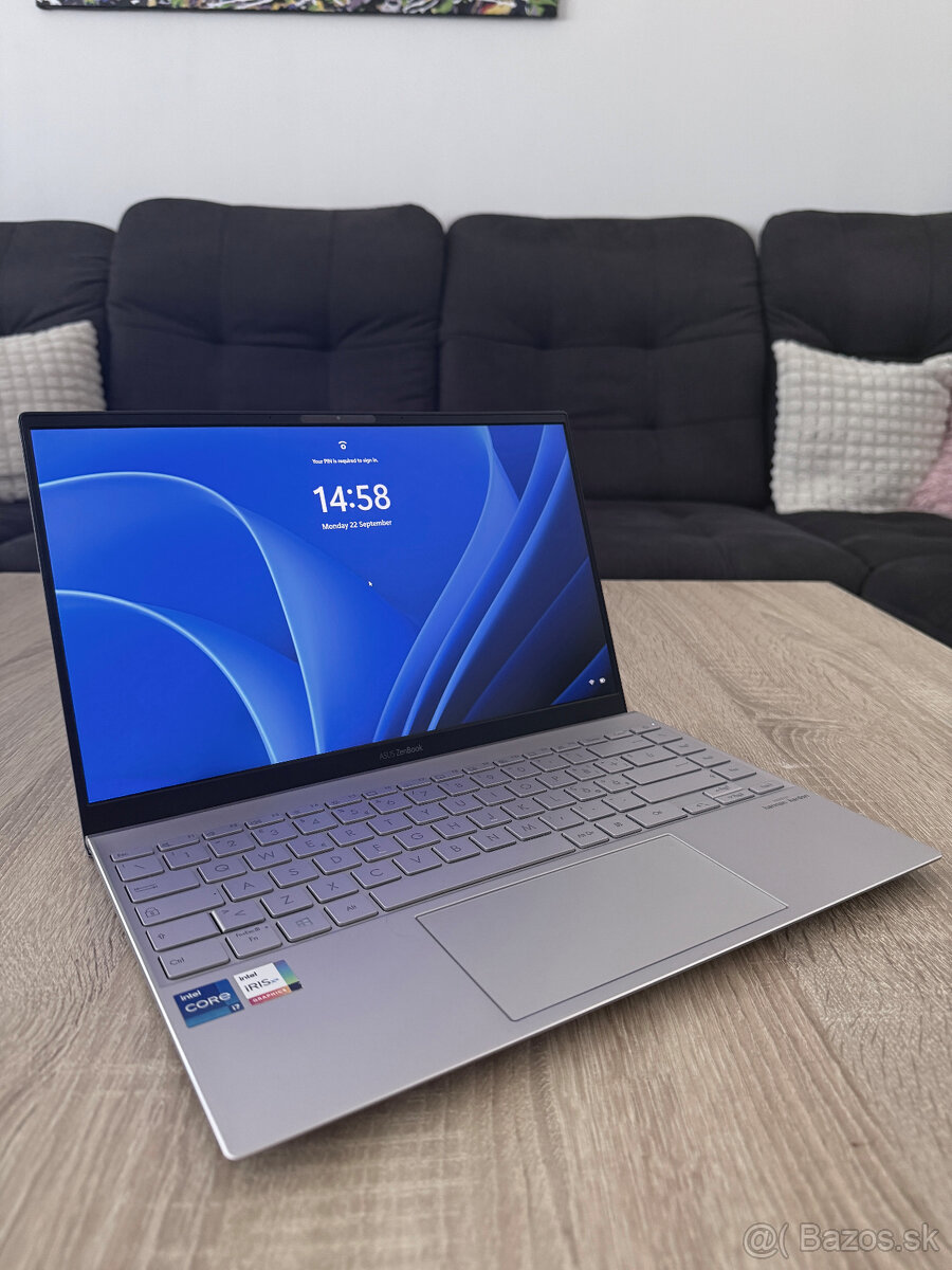 Asus Zenbook 14" UX425 (11th Gen Intel i7) - 2