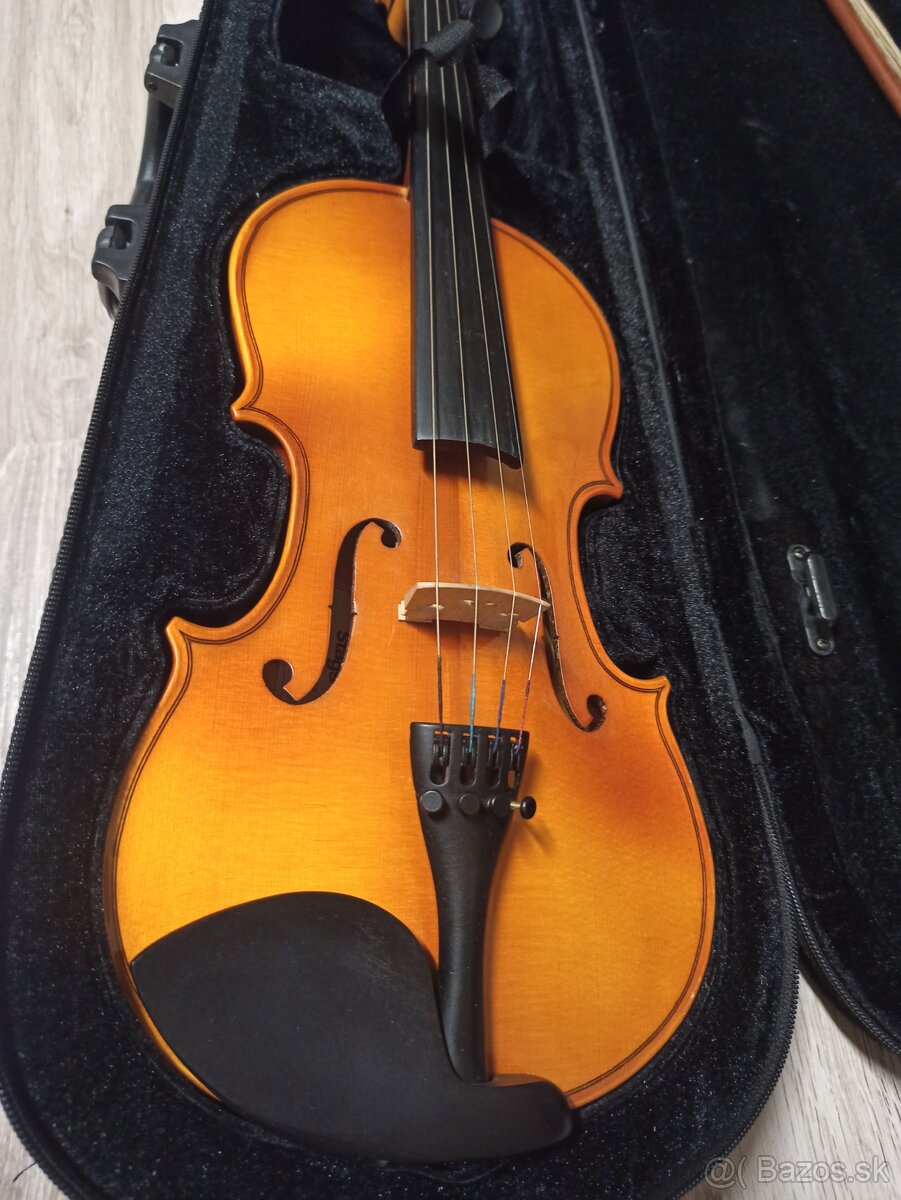 Husle 3/4 - 2