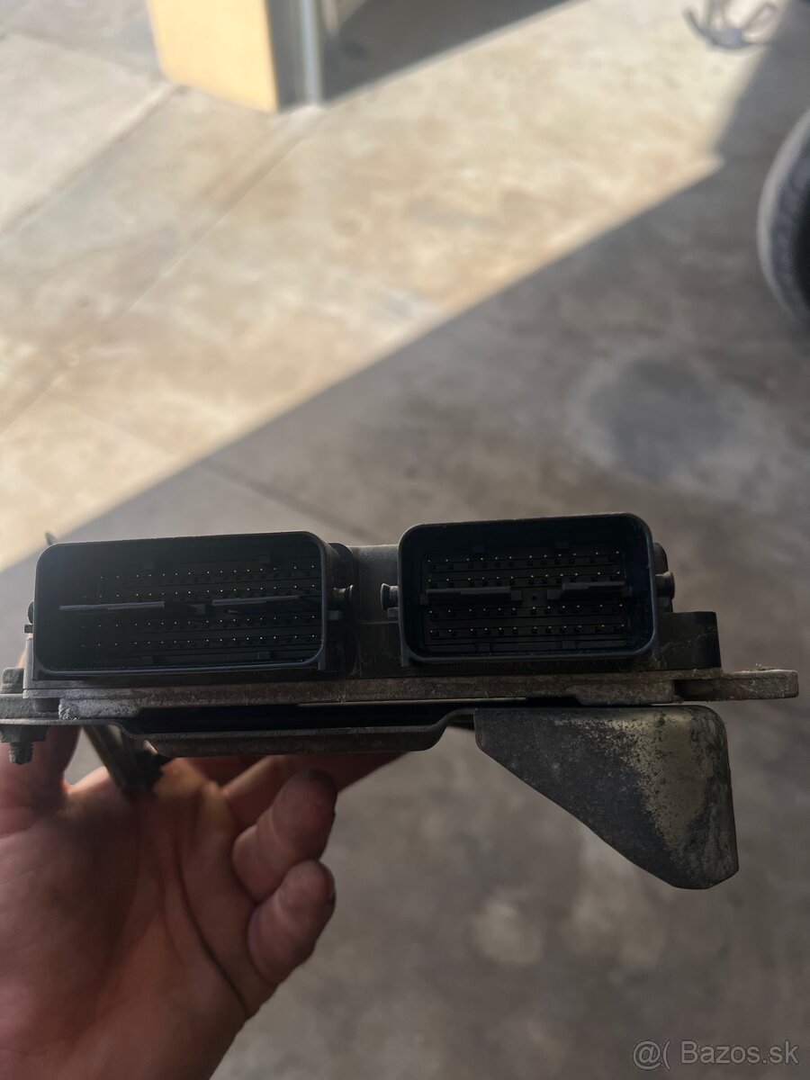 Riadiaca jednotka Motora 1860A844 - 2