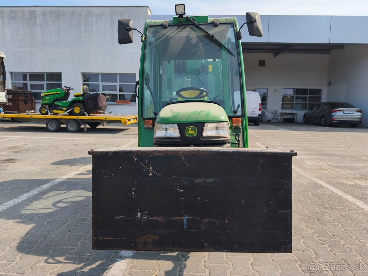 JOHN DEERE X740 4X4 - 2