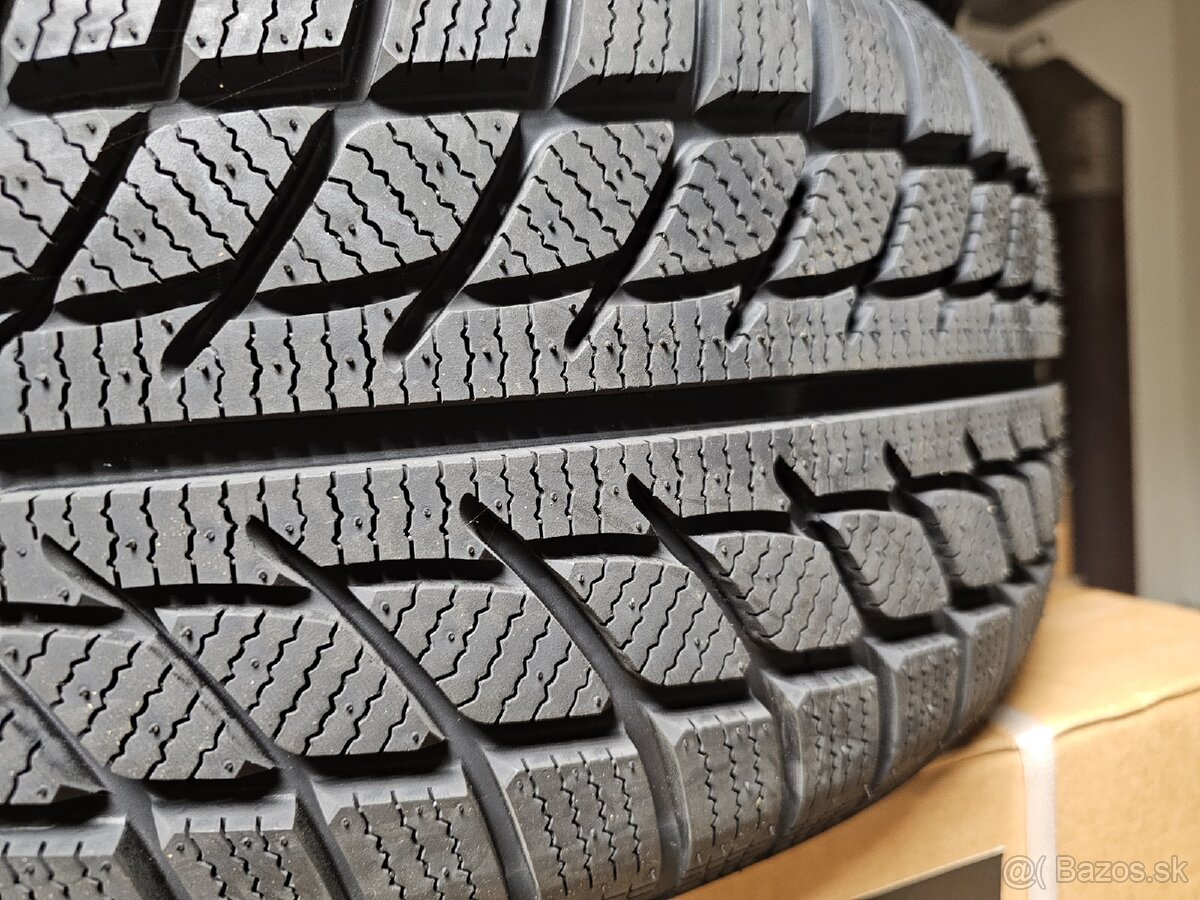 Zimné pneumatiky TRAZANO 225/50 r17 - nové - 2