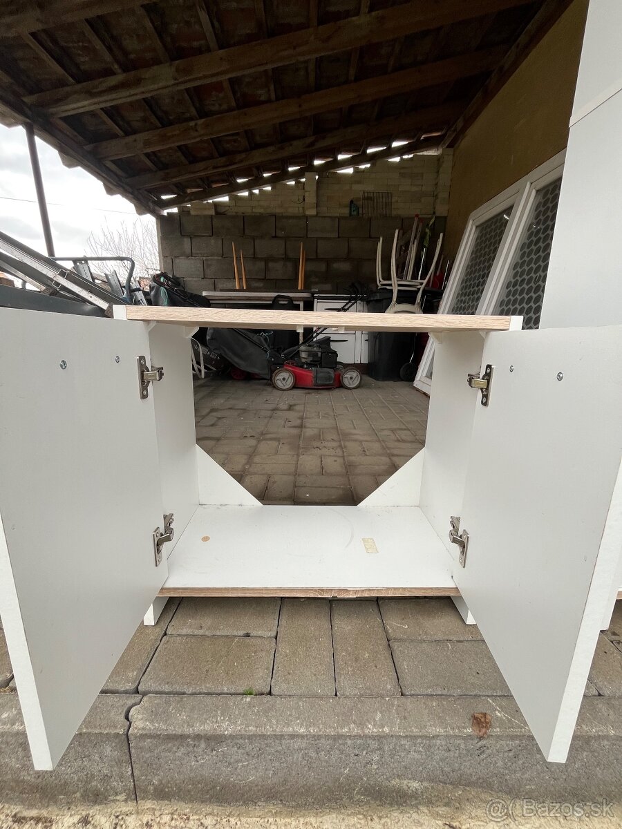 Kúpeľňové skrinky - 2