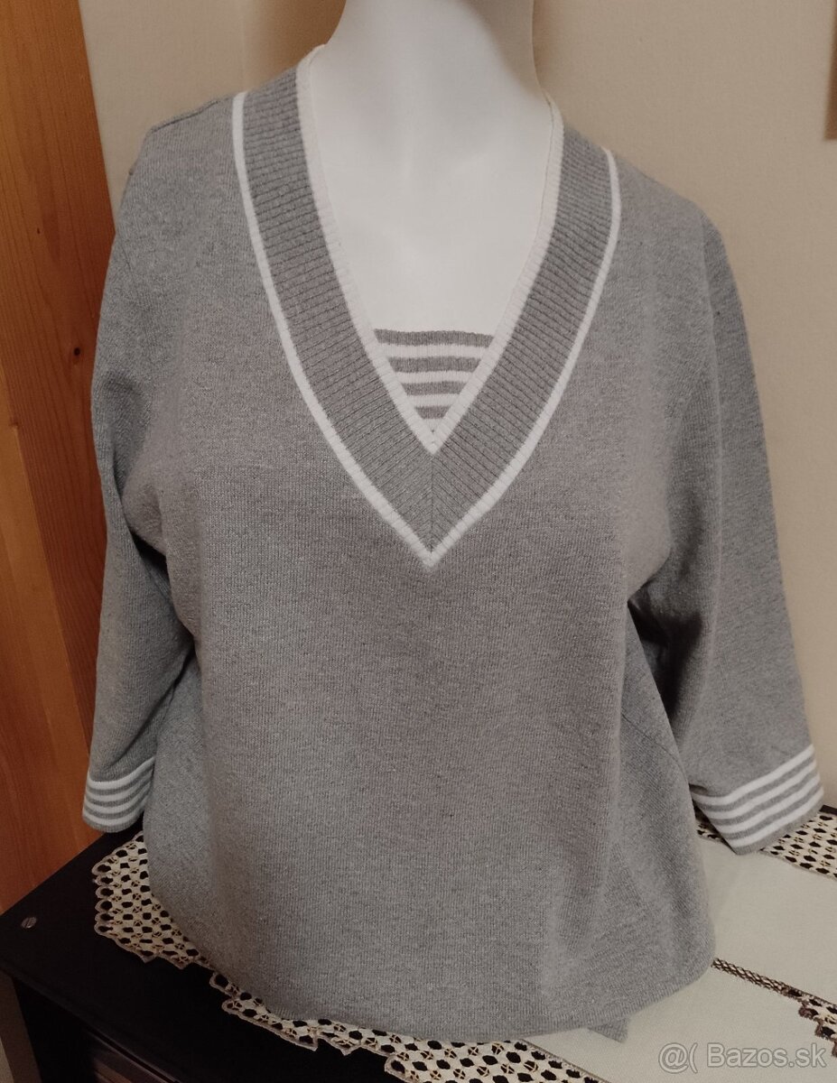 Sivý pulóver v.XL /+tričko zadarmo/ - 2