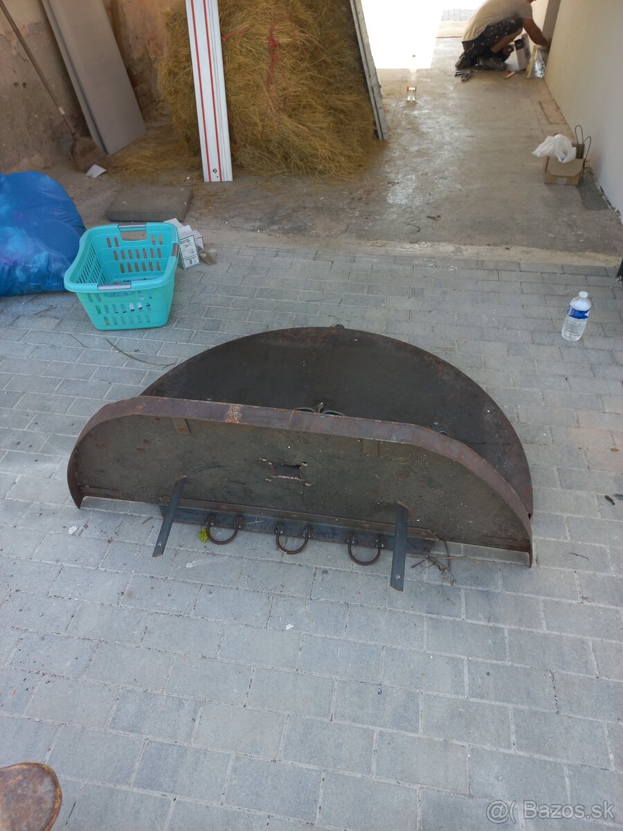 Poklop na studnu, sachtu - 2