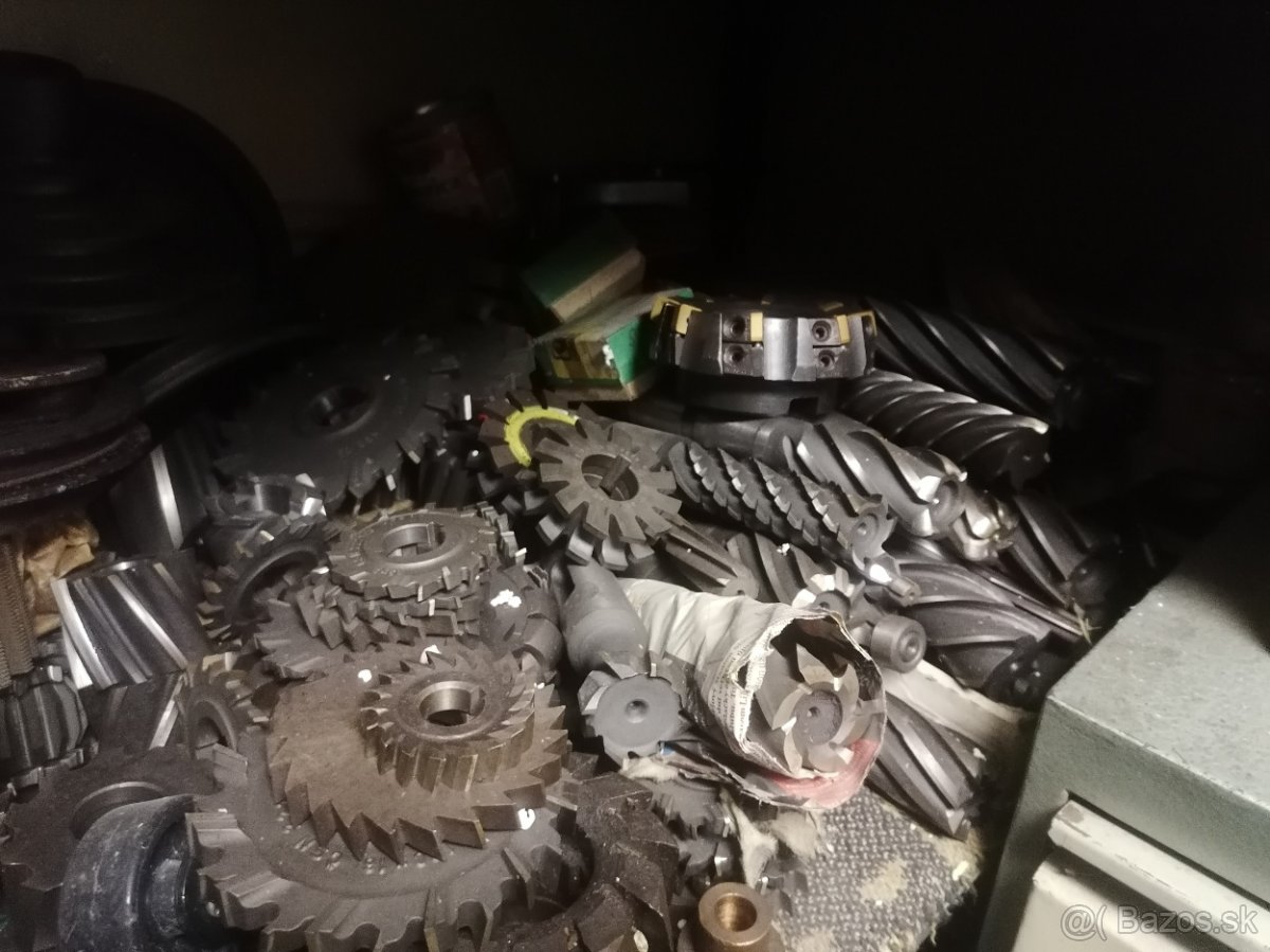 Predám delicku,frézy... - 2