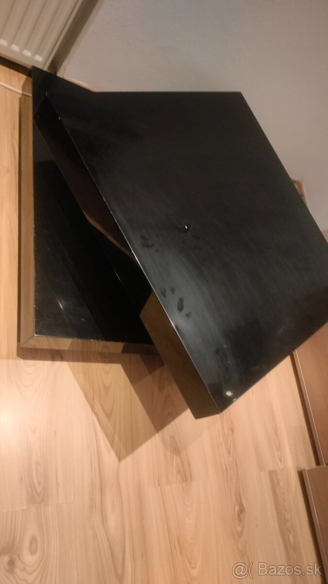 Predam konferencny stol otocny - 2