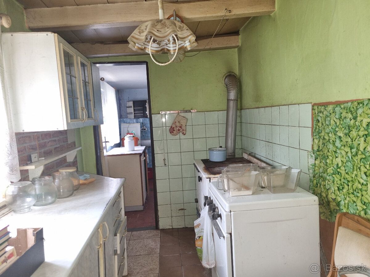 DOM, STODOLA a POZEMKY 4312 m2 STAROTURANSKÉ KOPANICE - NMNV - 2