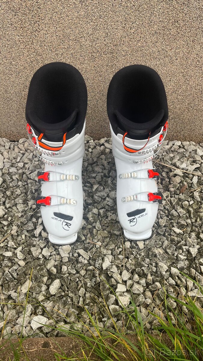 Juniorské lyžiarky ROSSIGNOL HERO J veľ.6 - 2