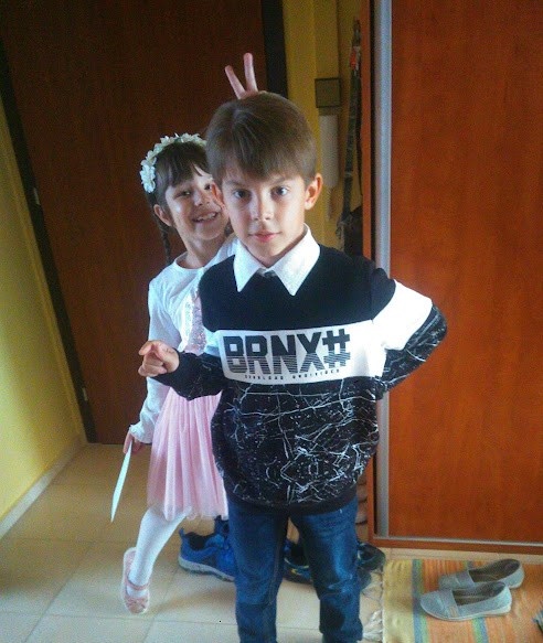 Mikina 134/140 - C&A - 2