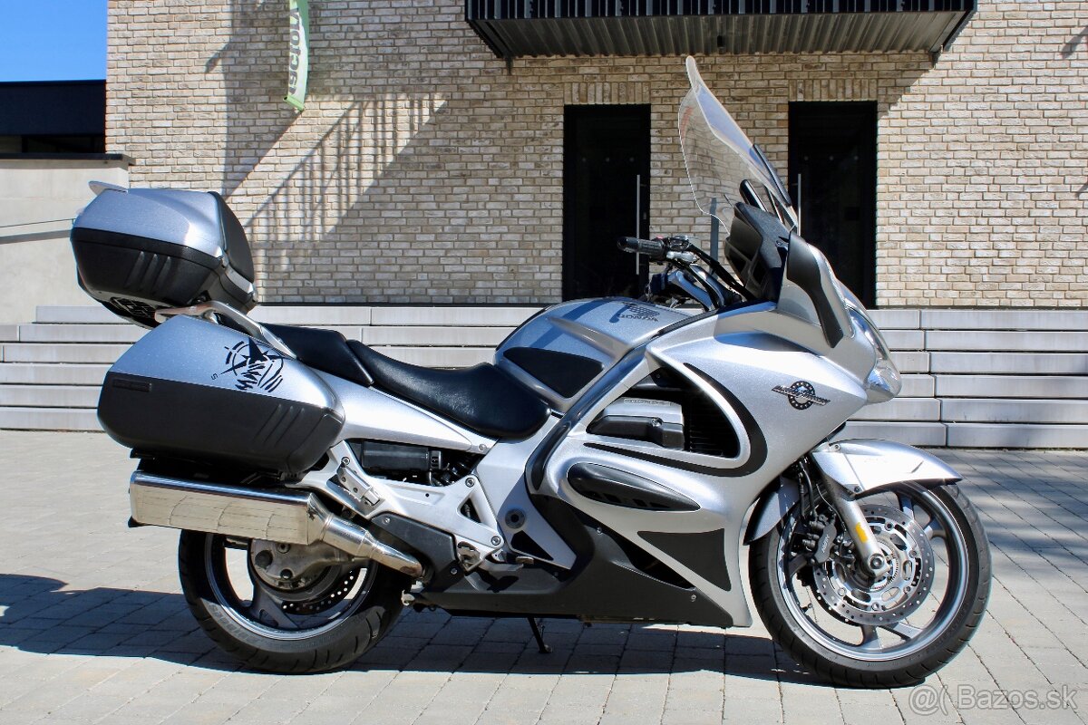 Honda ST 1300 Pan European - 2