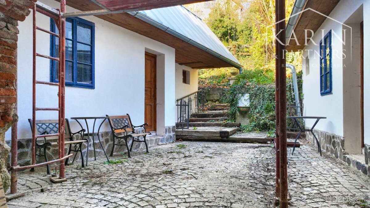 Dva Apartmánové Domy v Štádiu Hrubá Stavba: Banská Štiavnica - 2