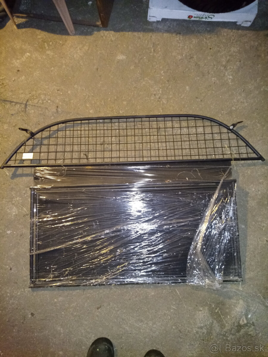 deliaca stena pre VW PASAT COMBI - 2