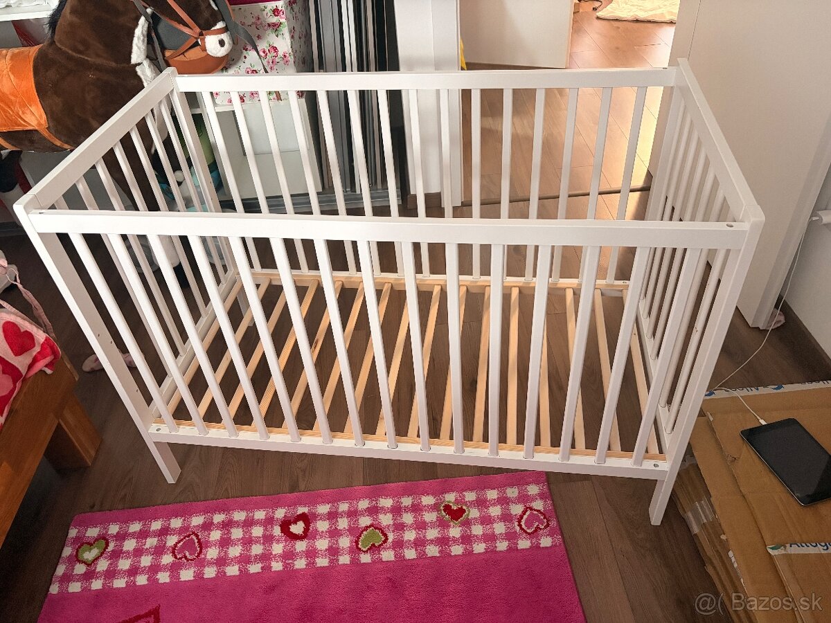 Polohovateľná postieľka - 2