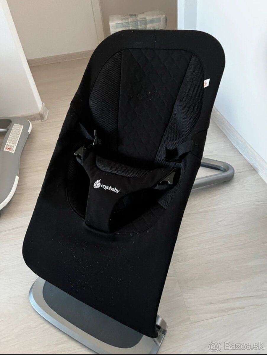 Ležadlo Ergobaby + hračka Ergobaby - 2