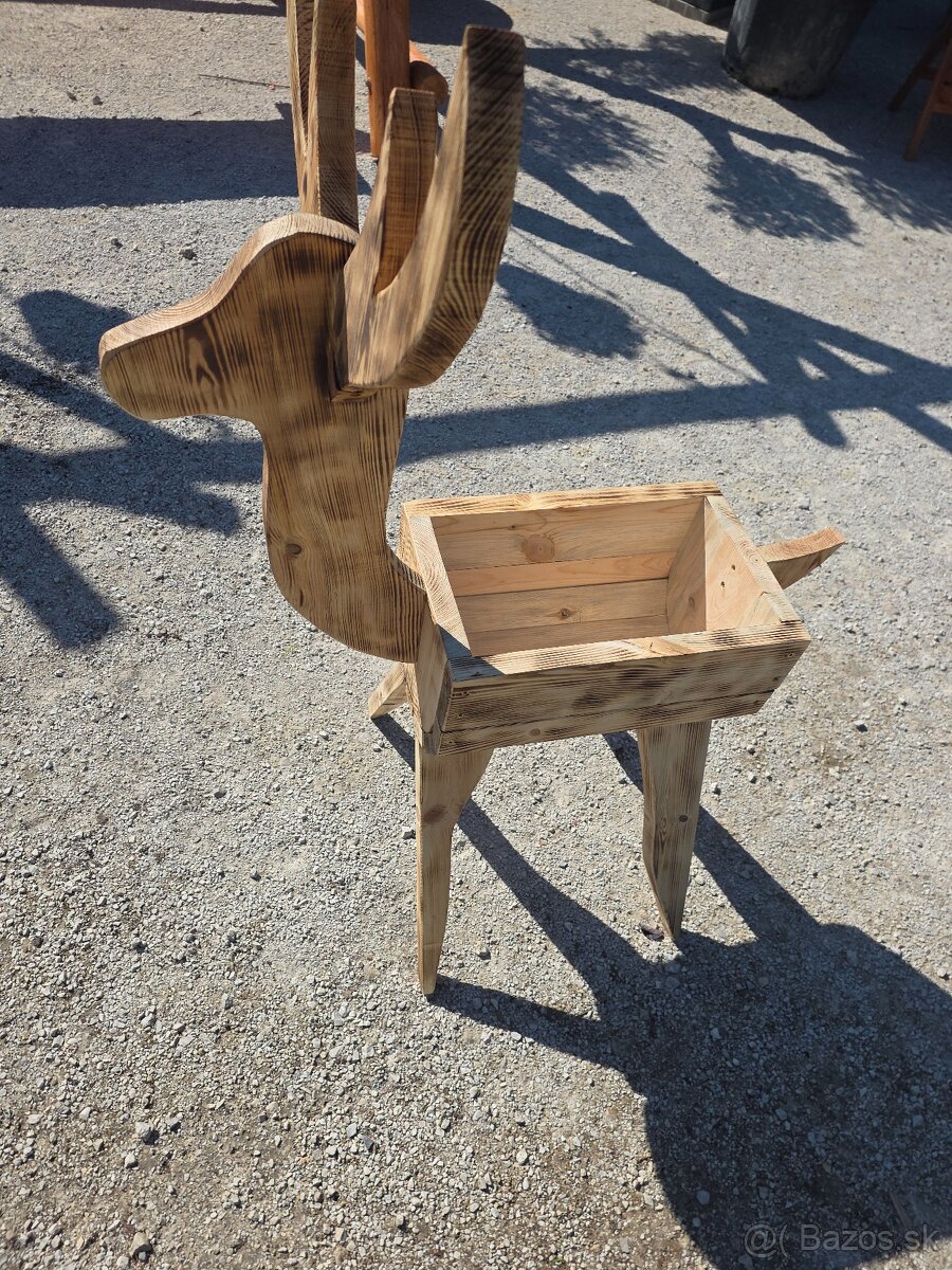 Záhradný kvetinac - 2