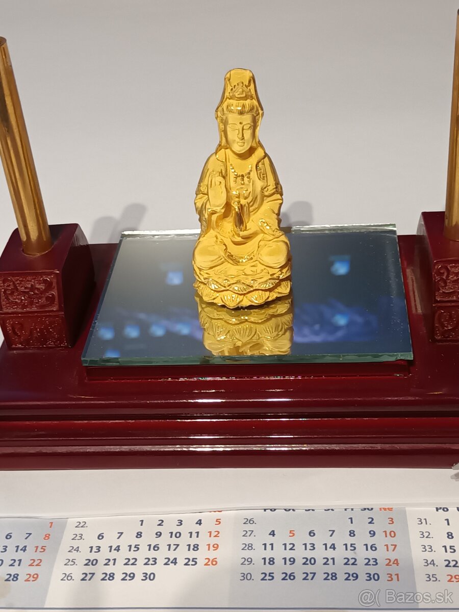 Zlatá soška Budhu - 2
