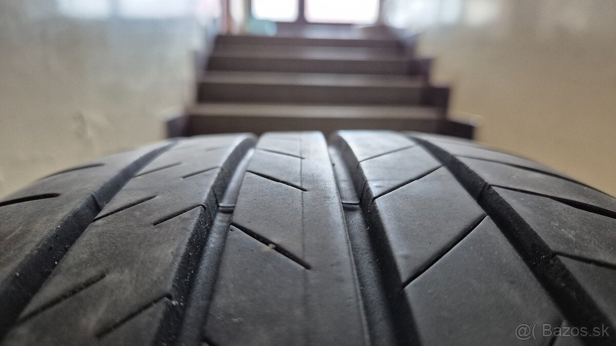 Bridgestone alenza 001 235/55 r19 - 2