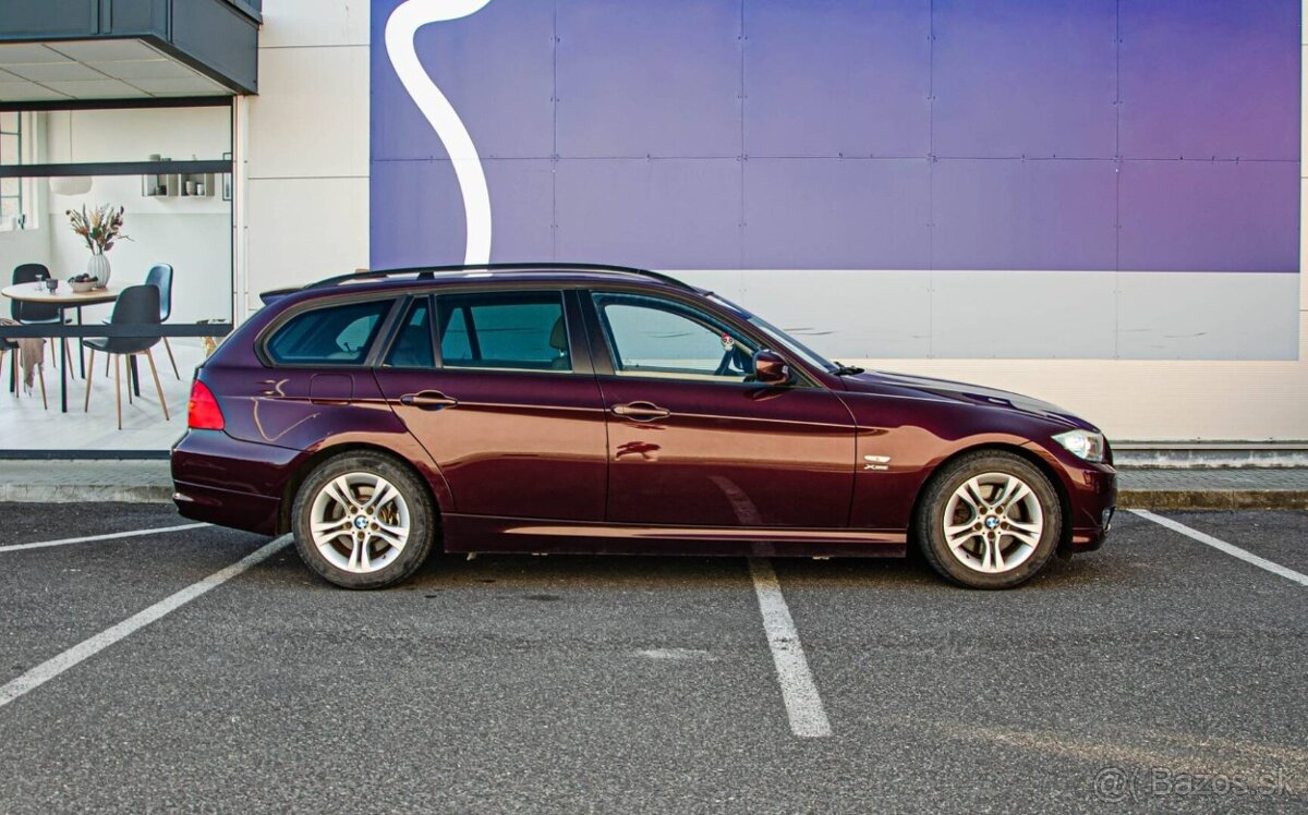 BMW Rad 3 Touring 320d xDrive A/T - 2