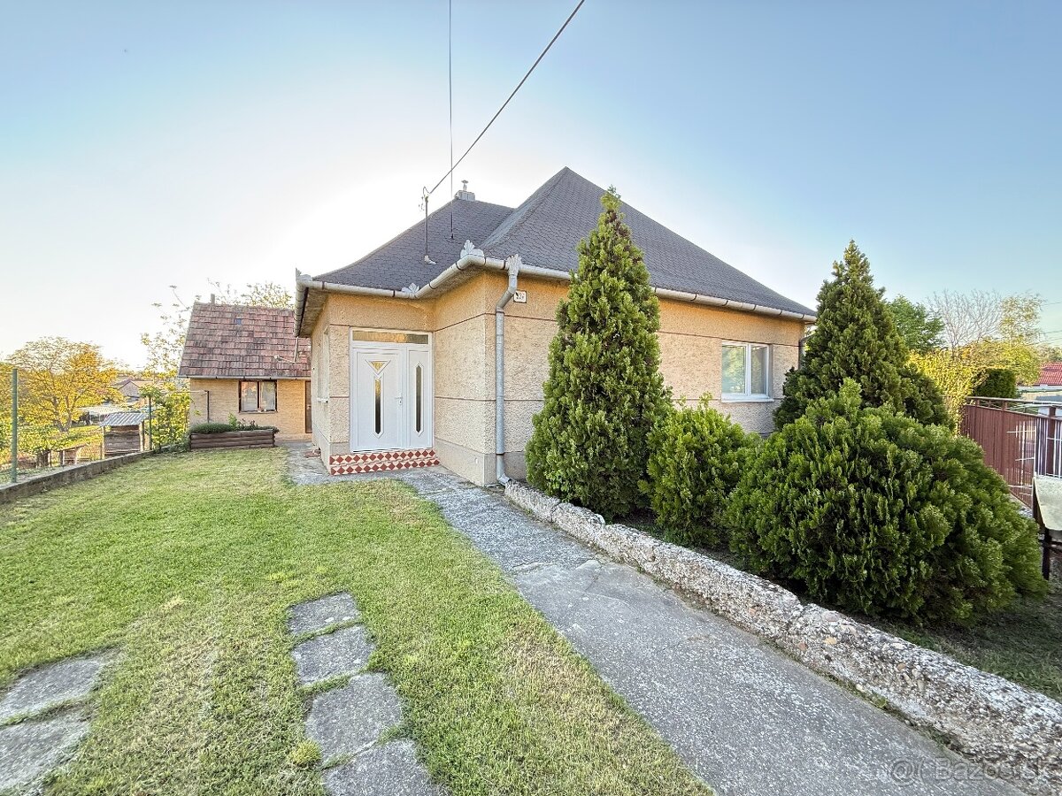 Exkluzívne APEX reality 4i. RD v Bojničkoch, 741 m2 pozemok - 2