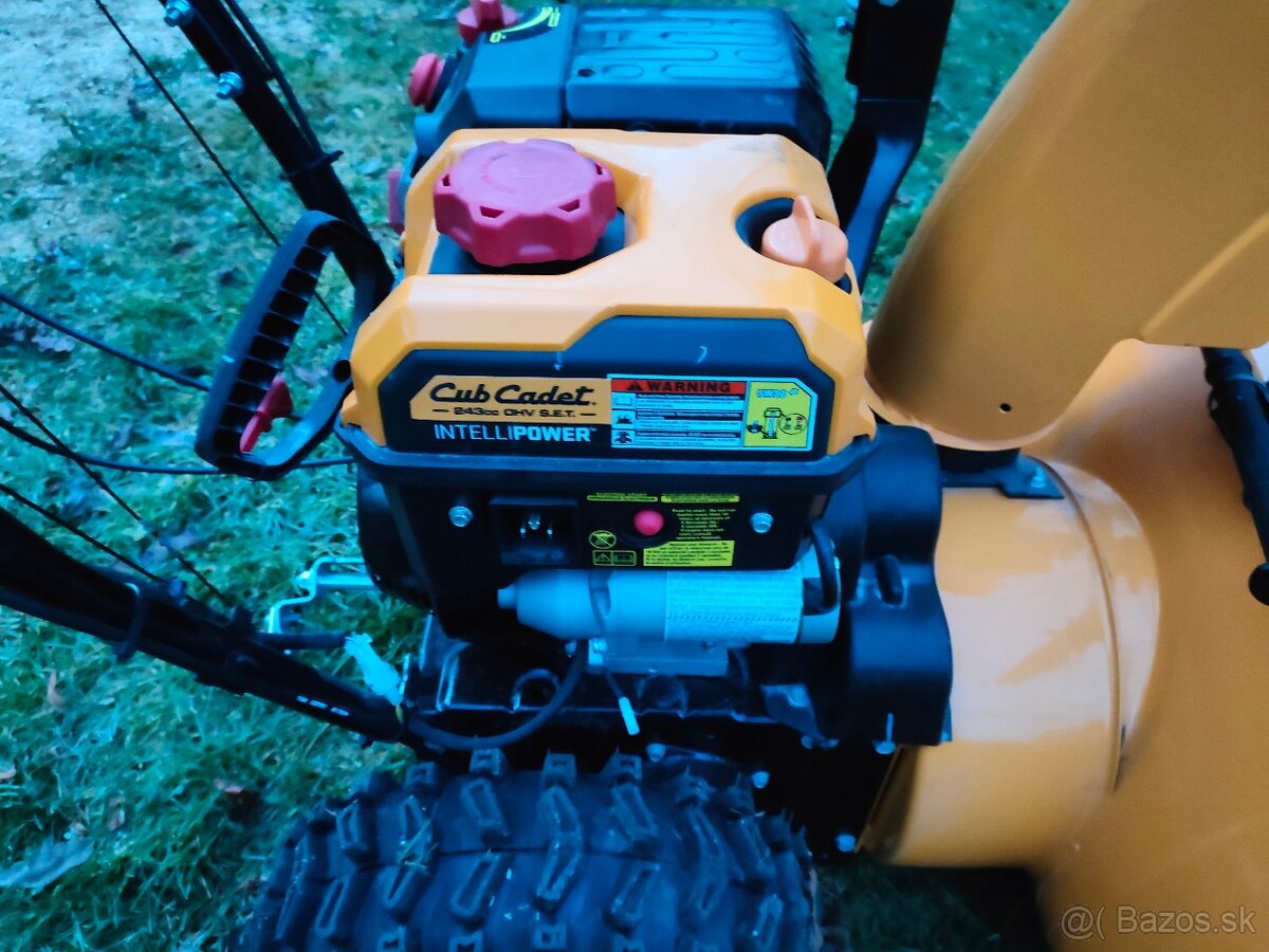 Snežná fréza Cub Cadet IntelliPOWER 243 cc – elektrický štar - 2