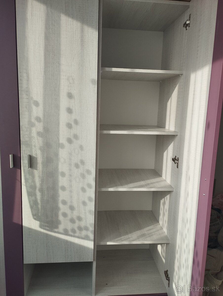 Skriňa do detskej izby - 2