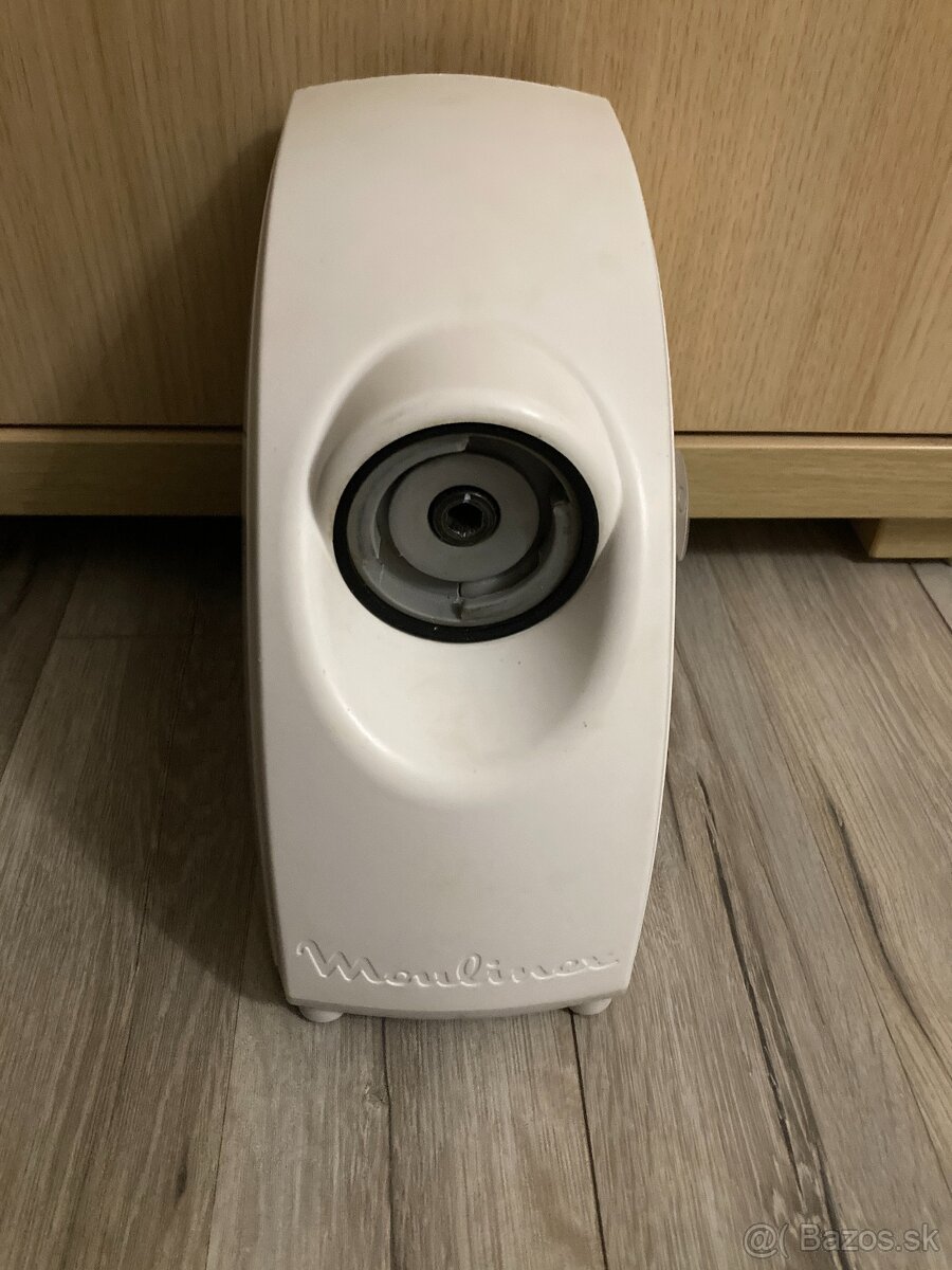 mäsomlynček Moulinex - 2