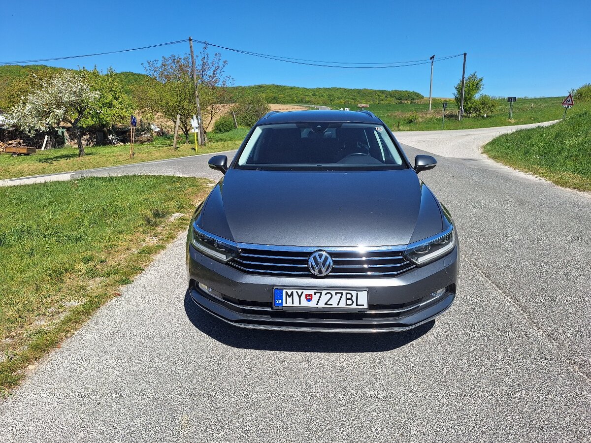 Volkswagen Passat - 2