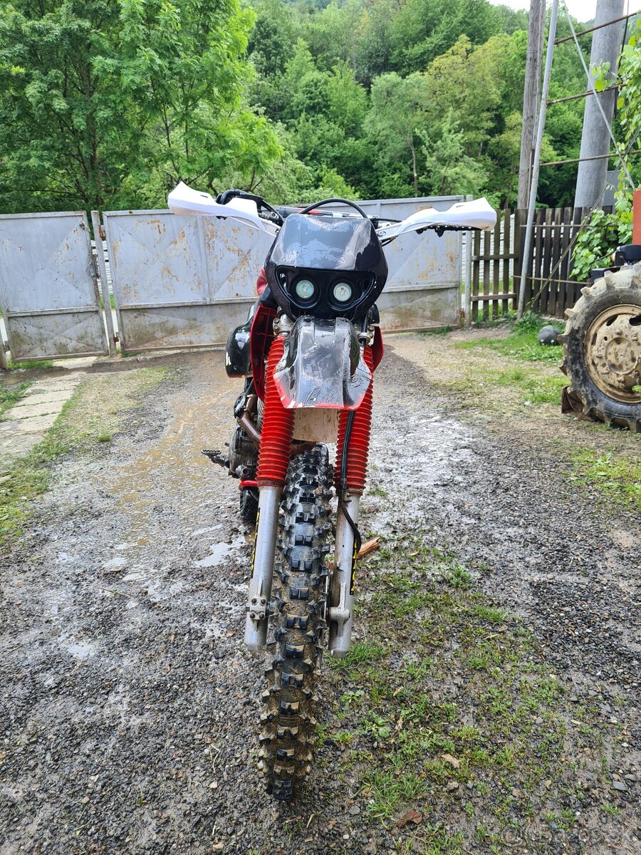 Predám yamahu tt 350