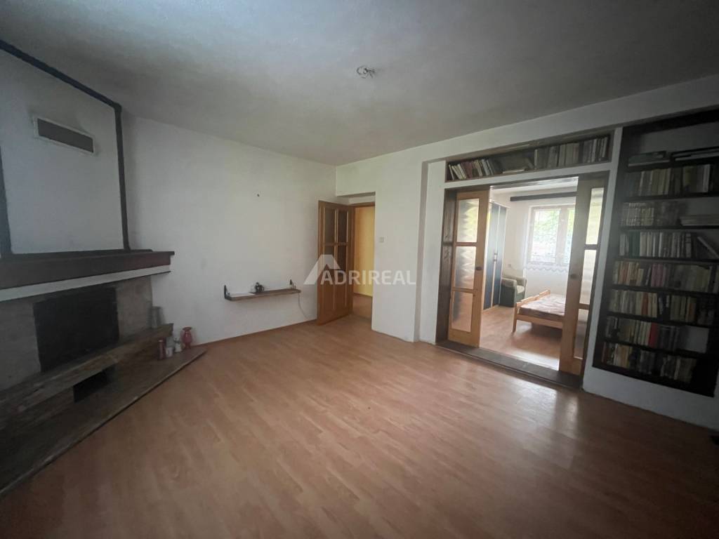 EXKLUZÍVNE PREDAJ: RD Divín; pozemok 593 m2; 125.000 € - 2