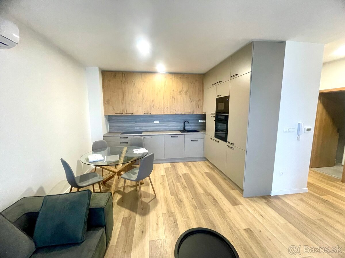 Prenájom 2 izbový byt Bojnice Castle Rezidence - 2