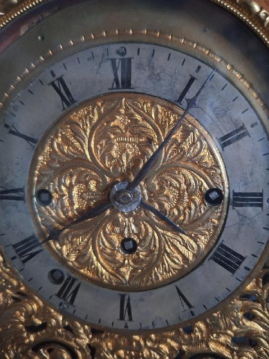 Prodám stolní hodiny s budíkem - 2