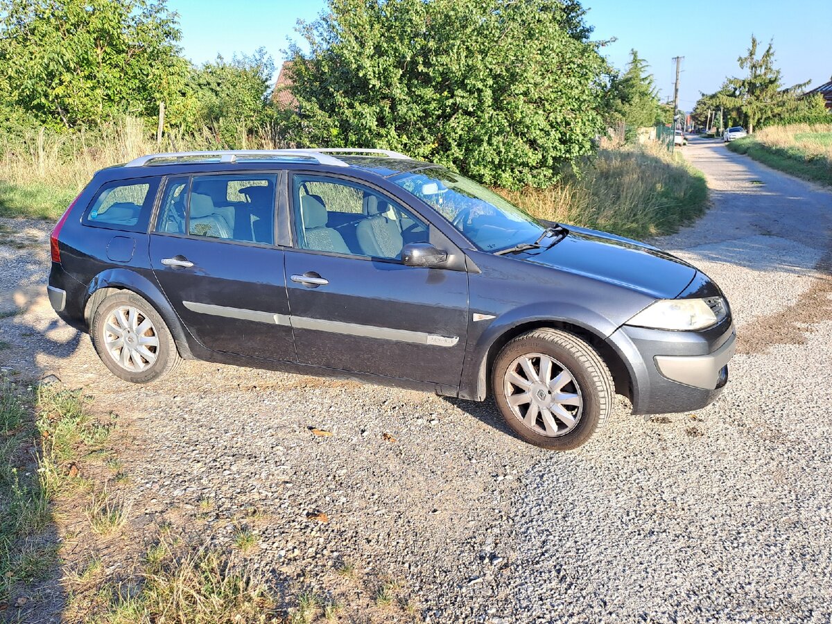 Predám RENAULT MEGANE Combi - 2