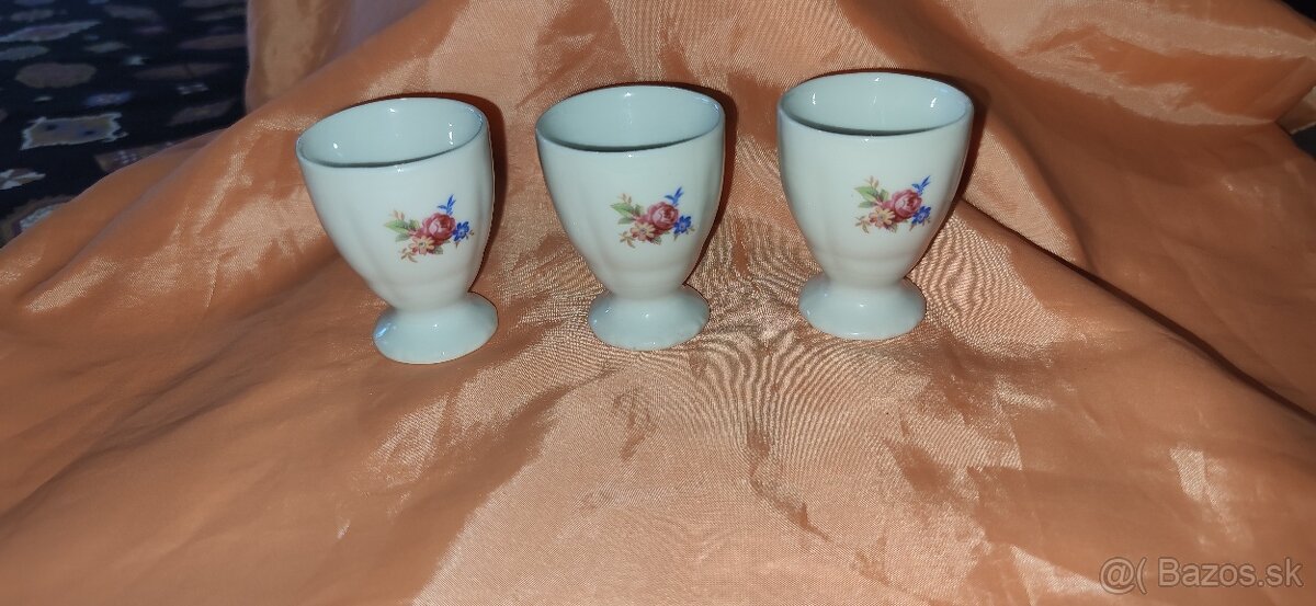 retro poháriky na vajíčka - 2