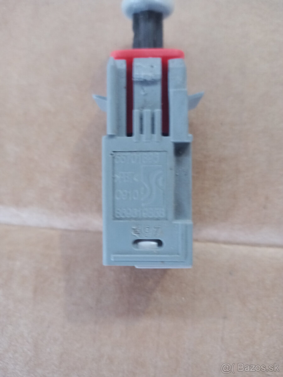 Opel Vectra C snímač spojky - 2