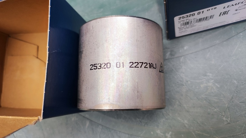 MINI COOPER set čapov a silenblokov na prednu nápravu - 2